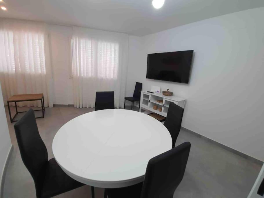 Apartamento Piso Nuevo, Centrico A 5 Min De La Playa Cadaqués Exterior foto
